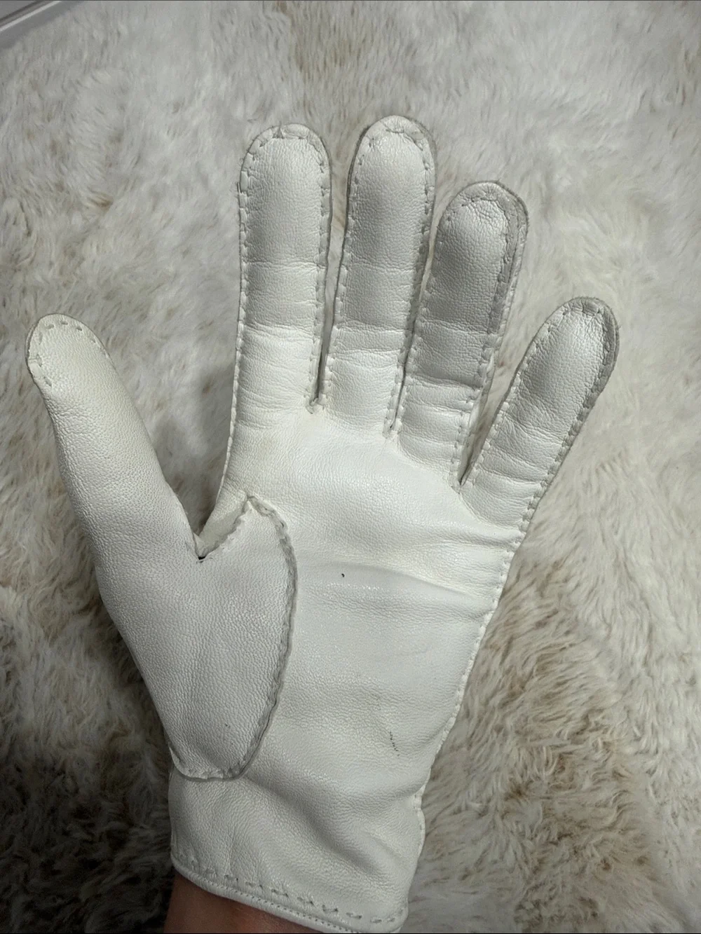 Bottega Veneta White Leather Driving Gloves with Perforated Details